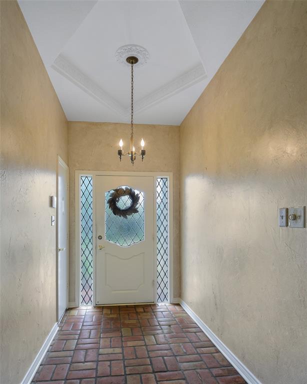 9233 Middle Glen Drive
