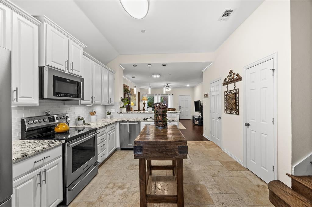 3075 Willow Grove Boulevard 402