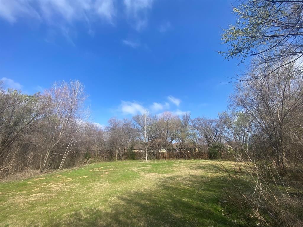 Photo of 16 Marvin Drive, Keller, TX 76262 (MLS # 21194508)