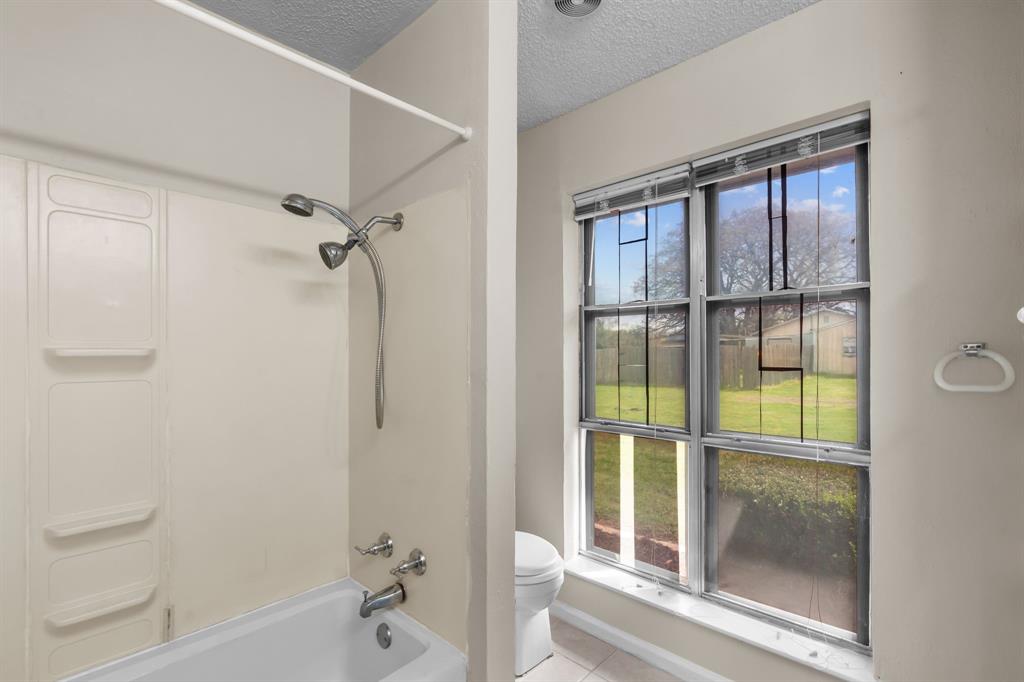 PRICE, REES D SURVEY ABSTRA CT 1207 TRACT 3D01 - Residential Lease