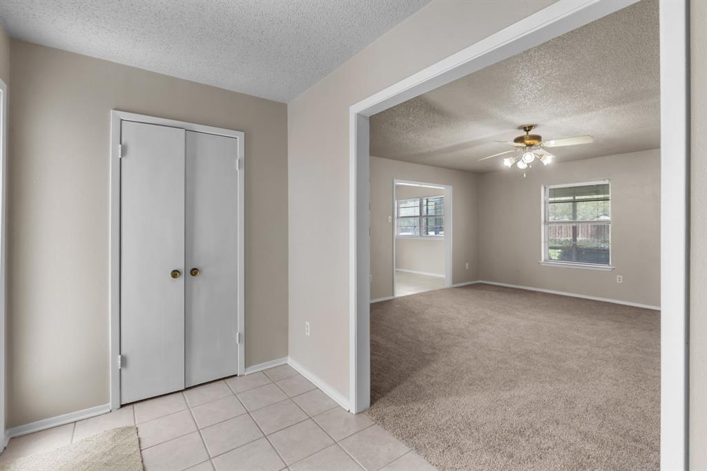 PRICE, REES D SURVEY ABSTRA CT 1207 TRACT 3D01 - Residential Lease