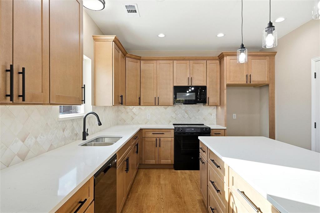 Simmons Shores - Residential