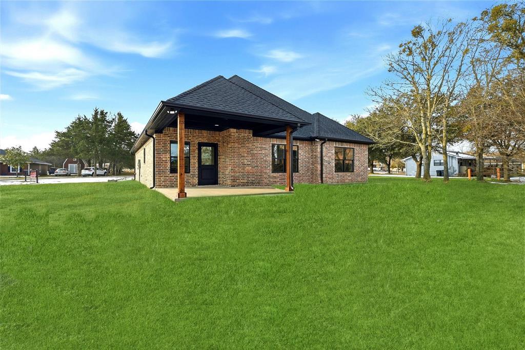 Simmons Shores - Residential