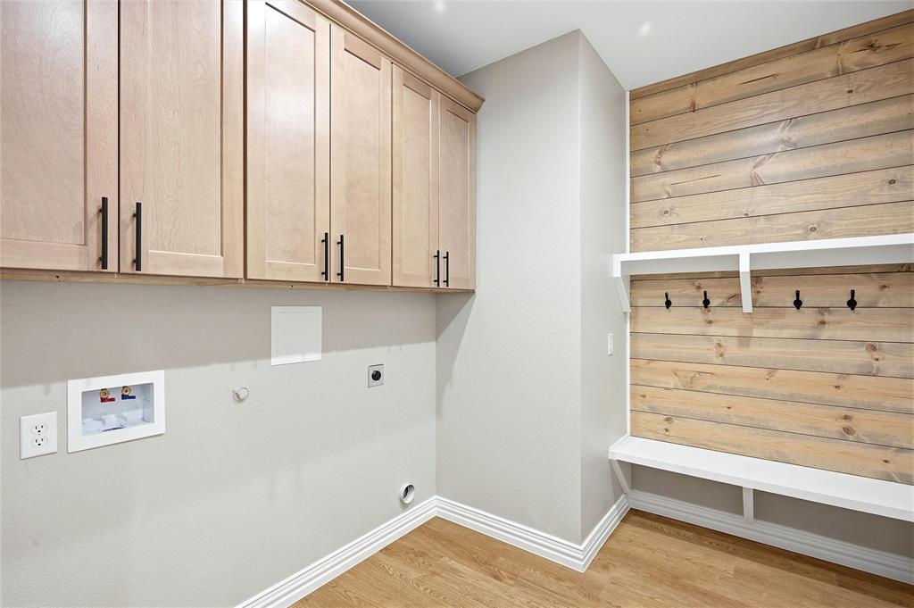 Simmons Shores - Residential