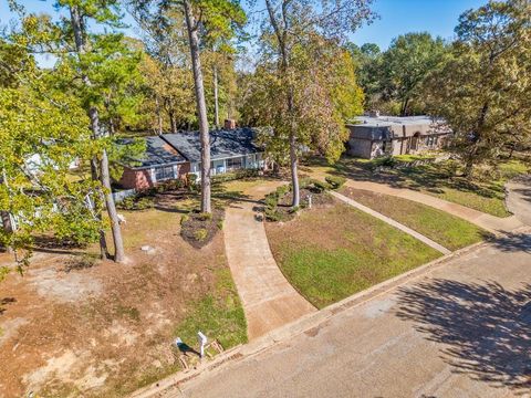 A home in Gilmer