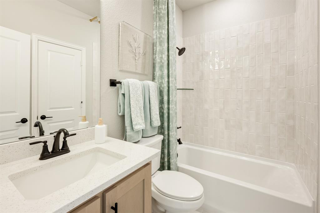 364 Aurora Hills Trail