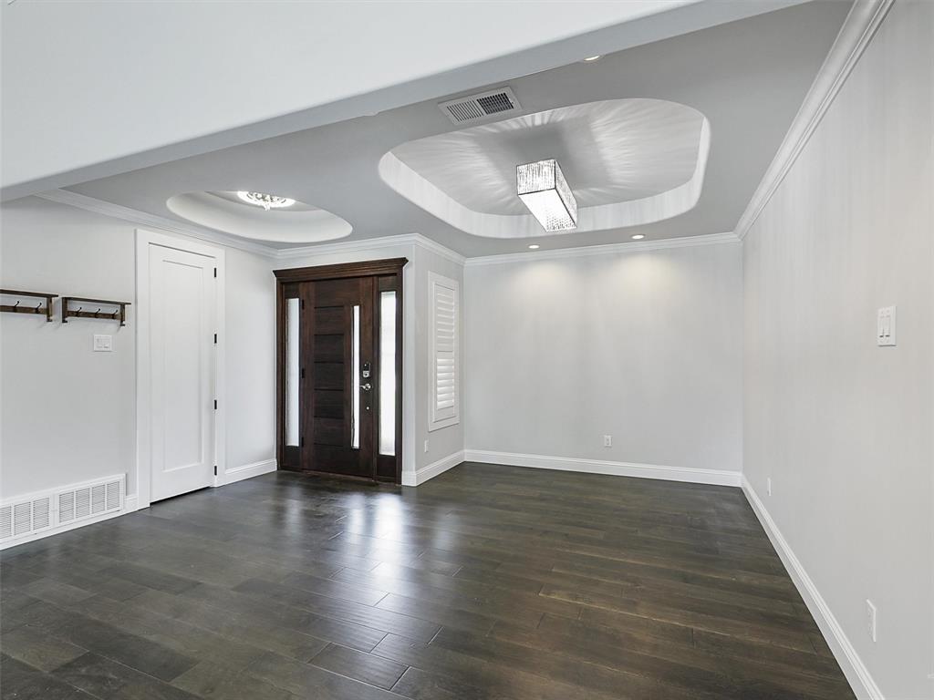 1606 Blake Drive