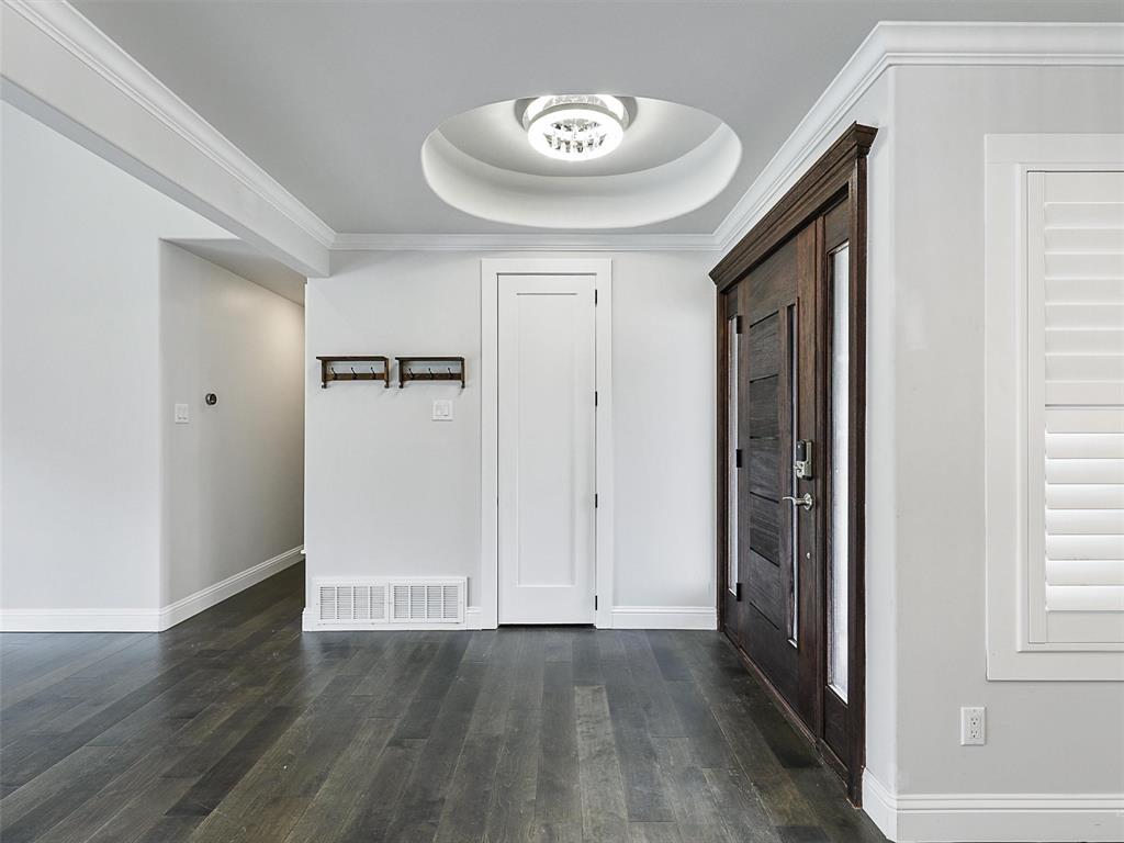 1606 Blake Drive