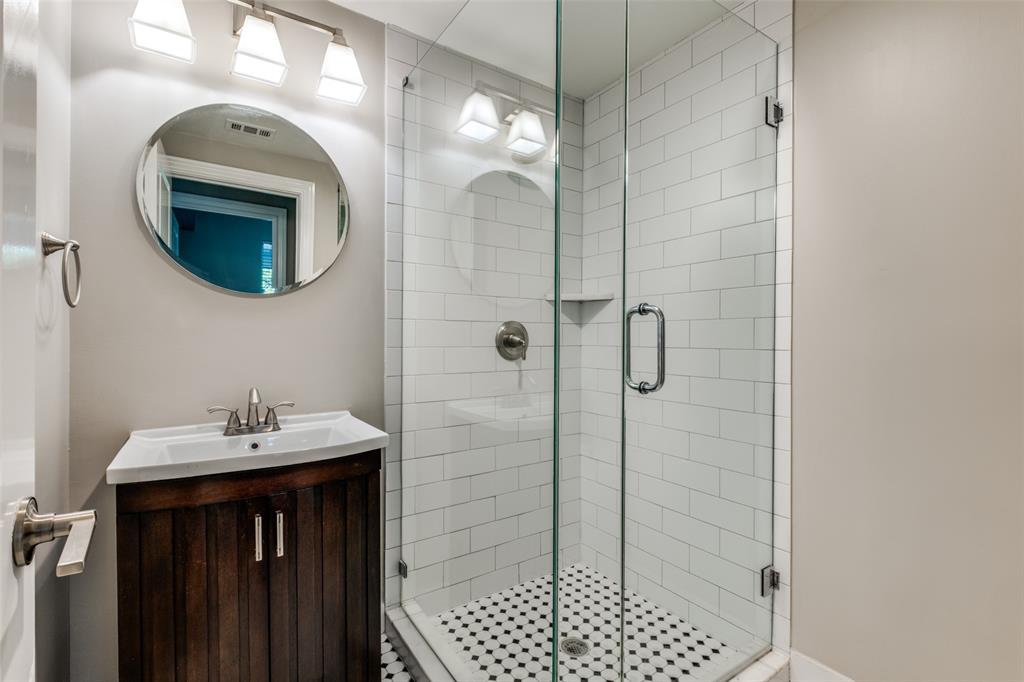 Bowser & Lemmons Oak Lawn - Residential Lease