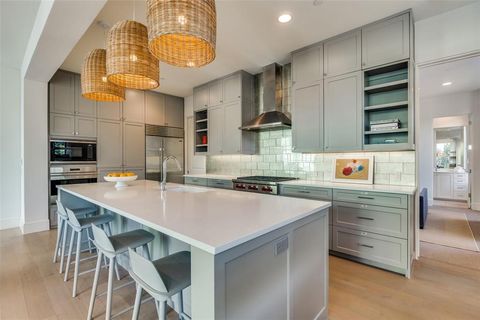 Tiny photo for 4502 Abbott Avenue #212, Highland Park, TX 75205 (MLS # 21116516)