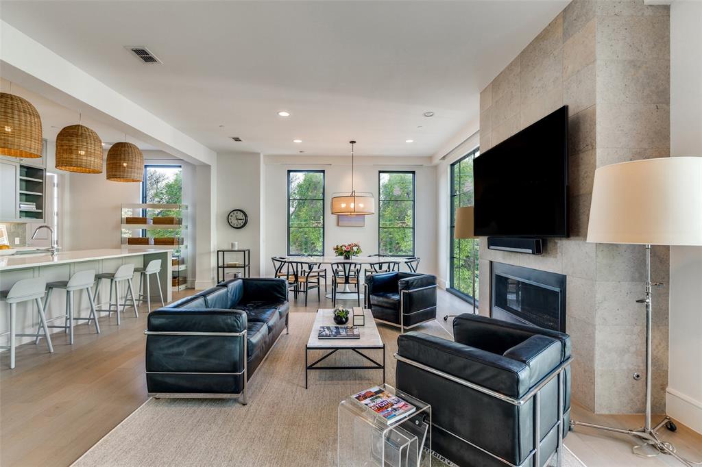 4502 Abbott Avenue 212