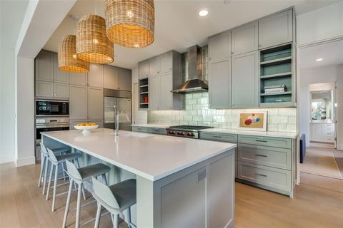 Tiny photo for 4502 Abbott Avenue #212, Highland Park, TX 75205 (MLS # 21116516)