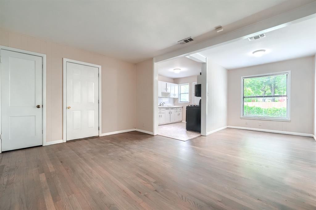 2133 Gus Thomasson Road