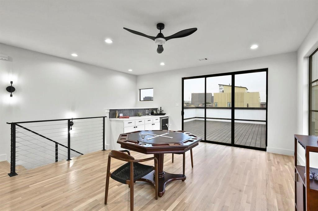 Rick & Hurts North Fitzhugh Ave - Residential Lease