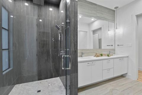 Tiny photo for 4806 Manett Street, Dallas, TX 75204 (MLS # 20996006)