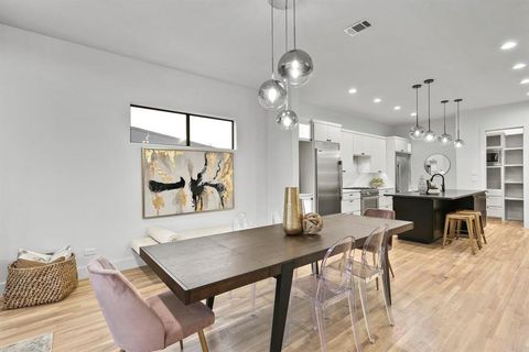 Tiny photo for 4806 Manett Street, Dallas, TX 75204 (MLS # 20996006)