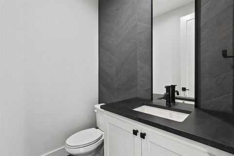 Tiny photo for 4806 Manett Street, Dallas, TX 75204 (MLS # 20996006)