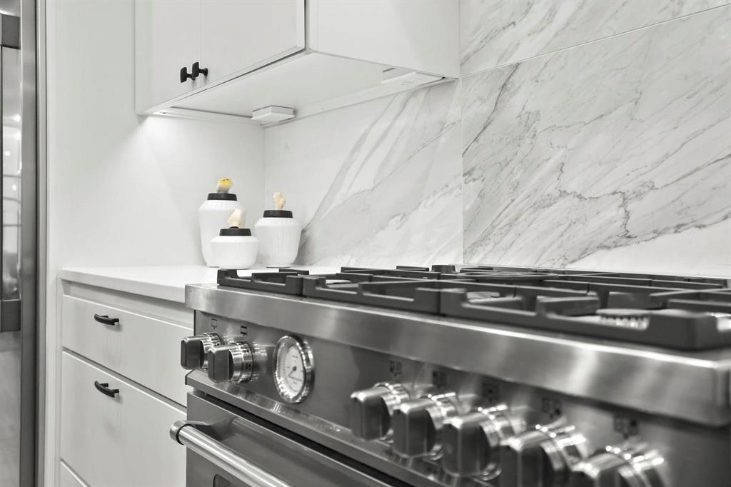 Rick & Hurts North Fitzhugh Ave - Residential Lease