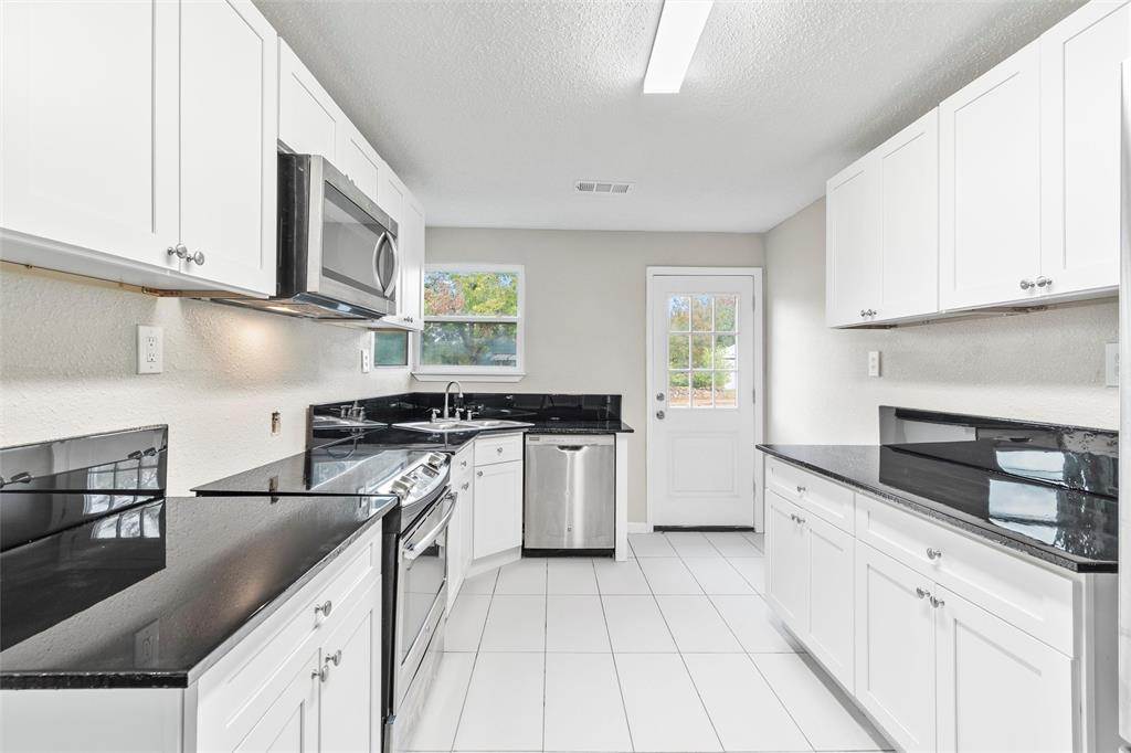 Glencrest West Sub - Residential Lease