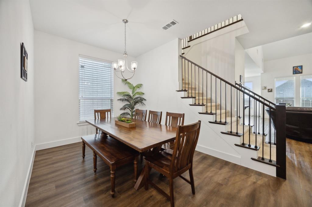 1128 Superbloom Avenue