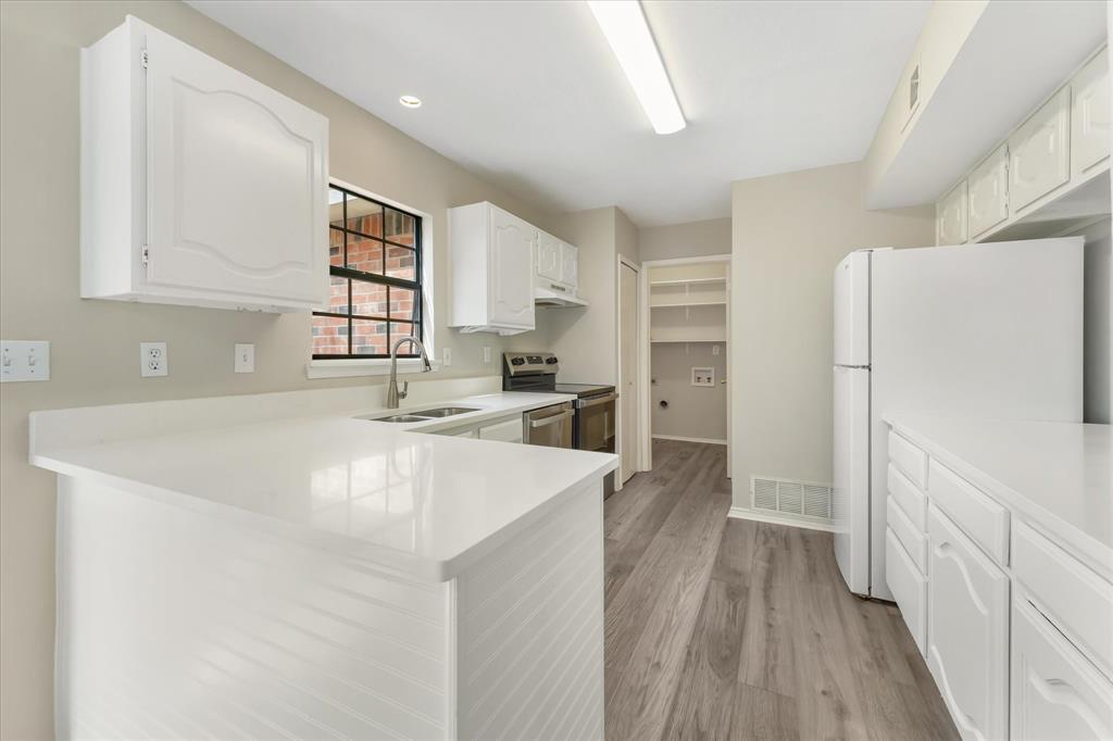 Collin Square Ph 2 - Residential