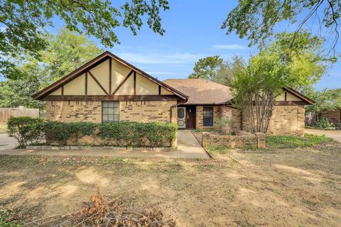 A home in Burleson