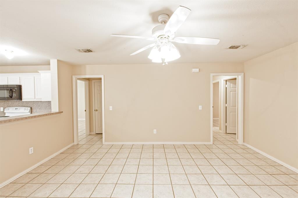 Howe, Texas 75459, United States, 3 Bedrooms Bedrooms, ,2 BathroomsBathrooms,Residential,Active,214595