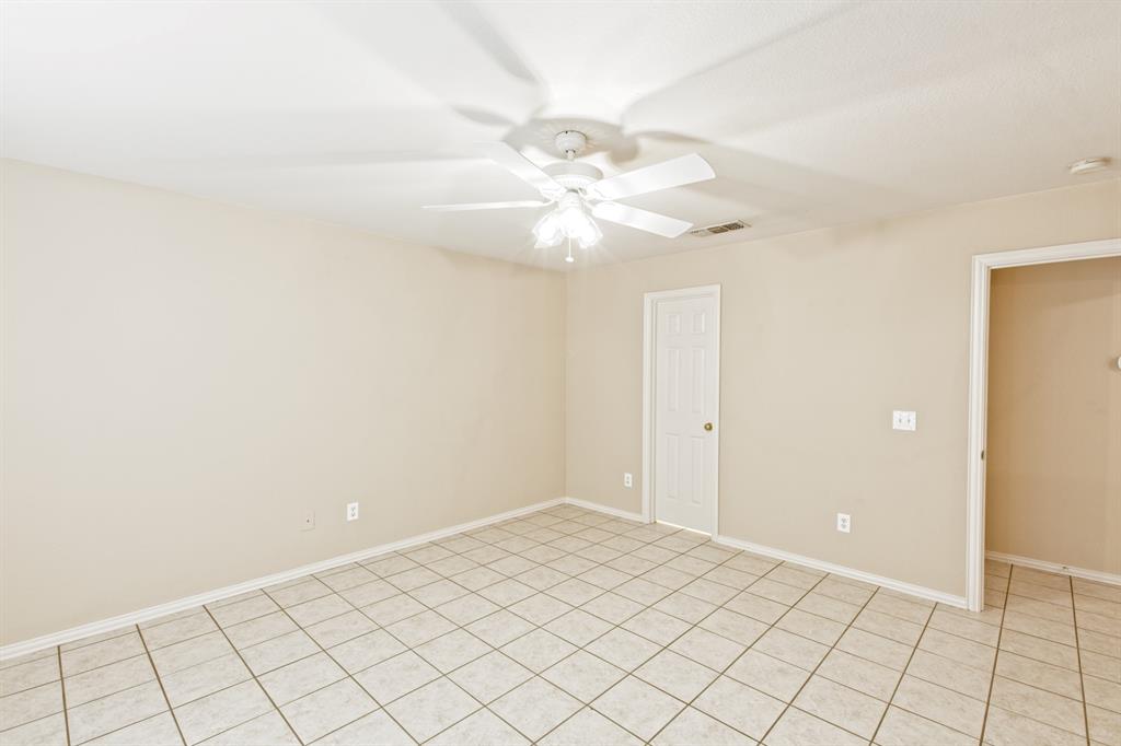 Howe, Texas 75459, United States, 3 Bedrooms Bedrooms, ,2 BathroomsBathrooms,Residential,Active,214595