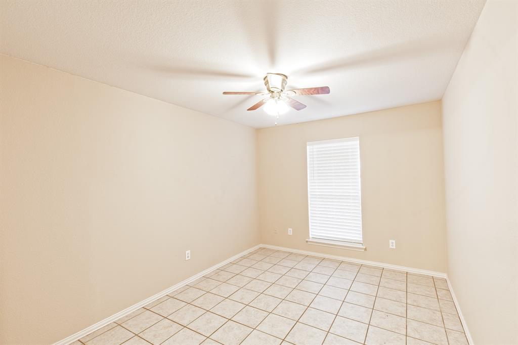 Howe, Texas 75459, United States, 3 Bedrooms Bedrooms, ,2 BathroomsBathrooms,Residential,Active,214595