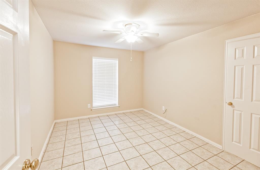 Howe, Texas 75459, United States, 3 Bedrooms Bedrooms, ,2 BathroomsBathrooms,Residential,Active,214595