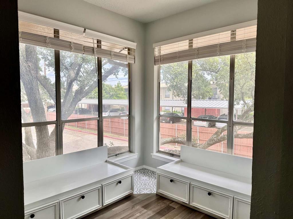 Hollows North Condo - Residential