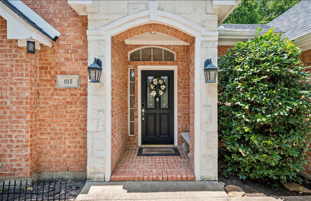 815 Rolling Meadows Court