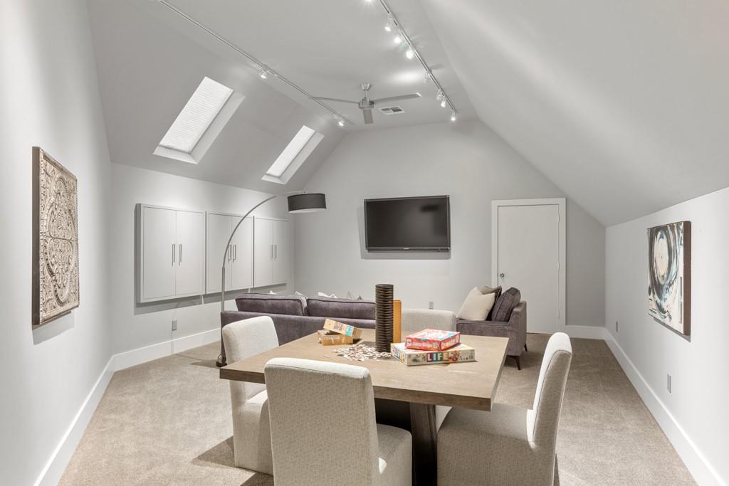 Palomar Estates - Residential