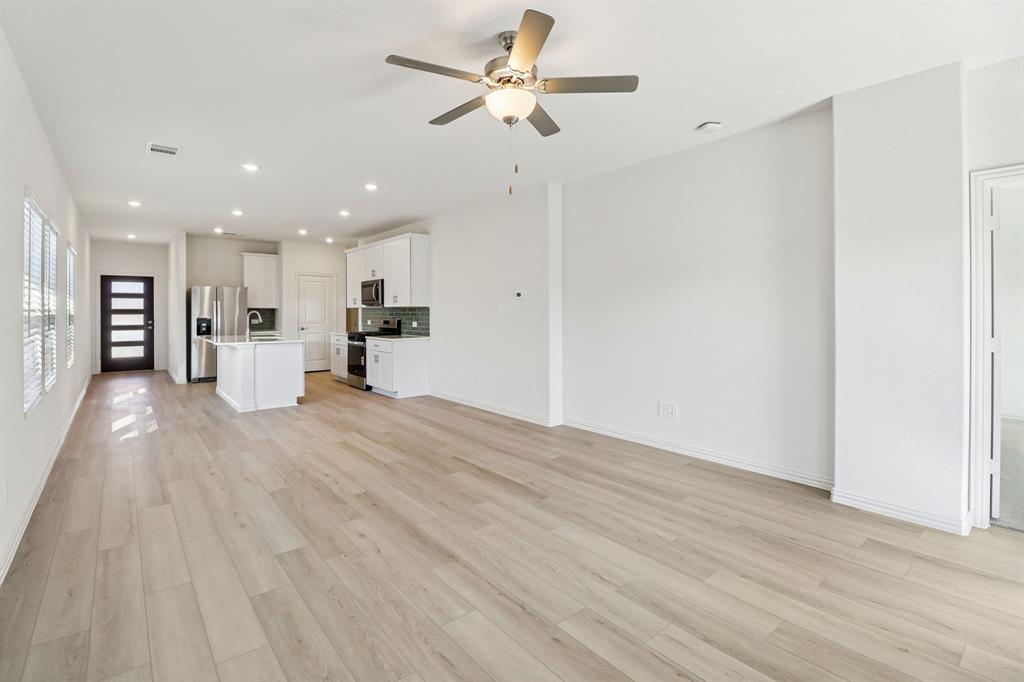 Lakehaven - Residential