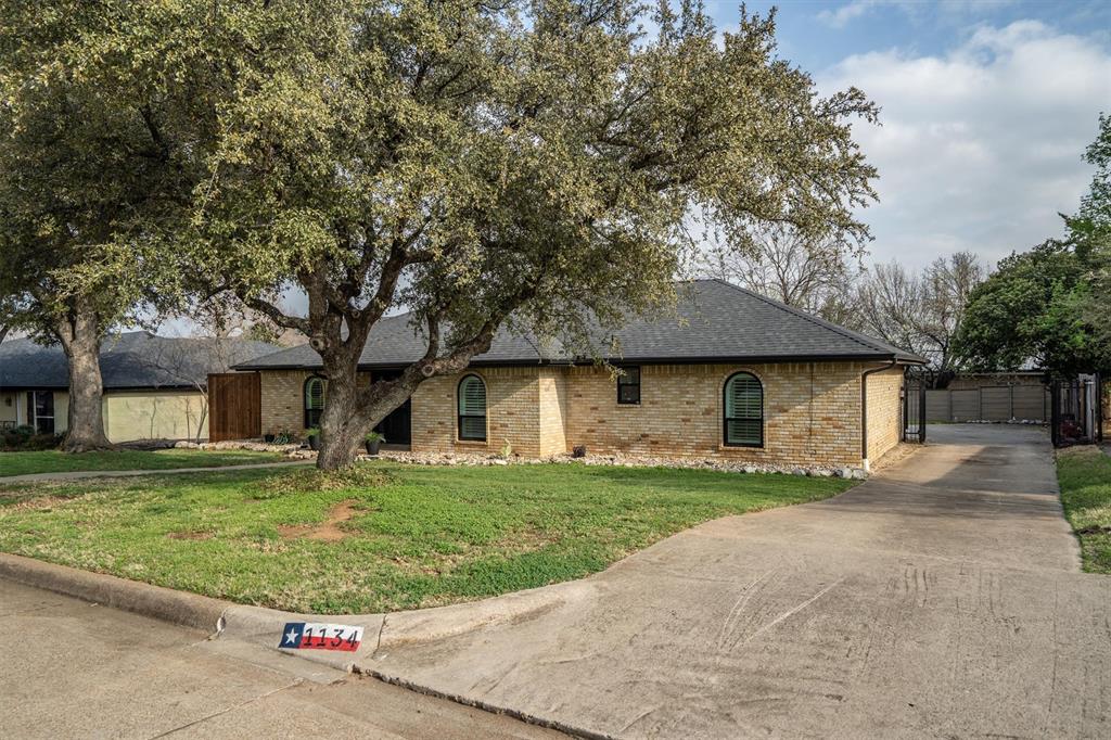1134 Sunset Drive
