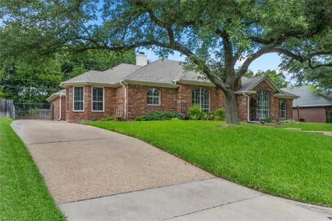 Photo of 716 Meadow Mountain Drive, Waco, TX 76712 (MLS # 21305788)