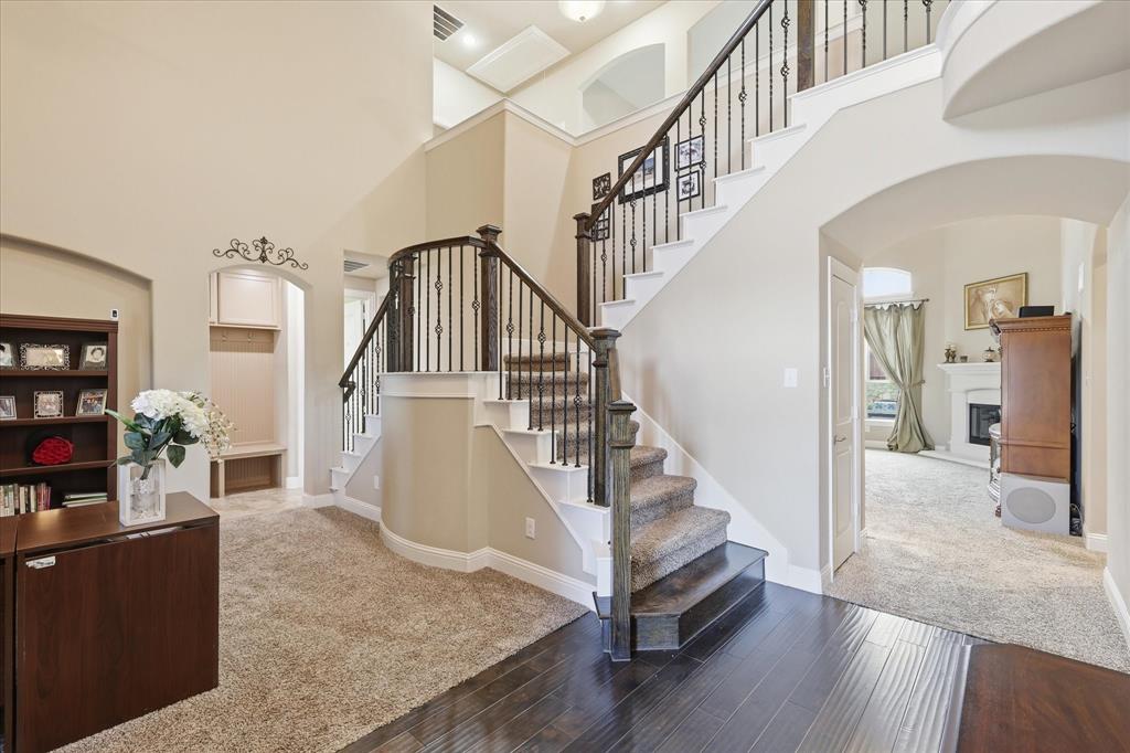 2102 Grassland Court