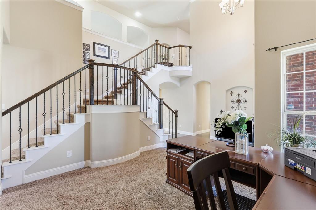 2102 Grassland Court