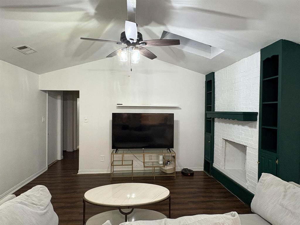 2925 Ridgewood Drive