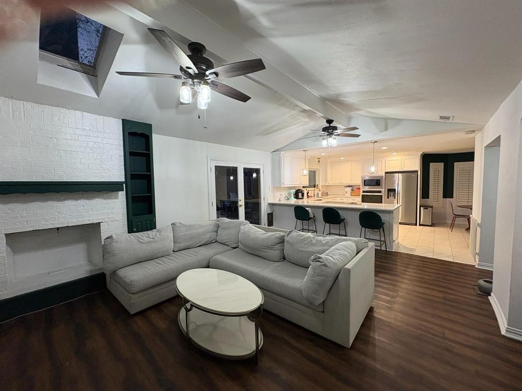 2925 Ridgewood Drive