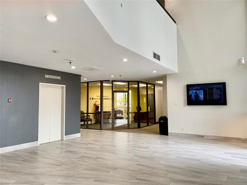 G-2237 - Commercial Lease