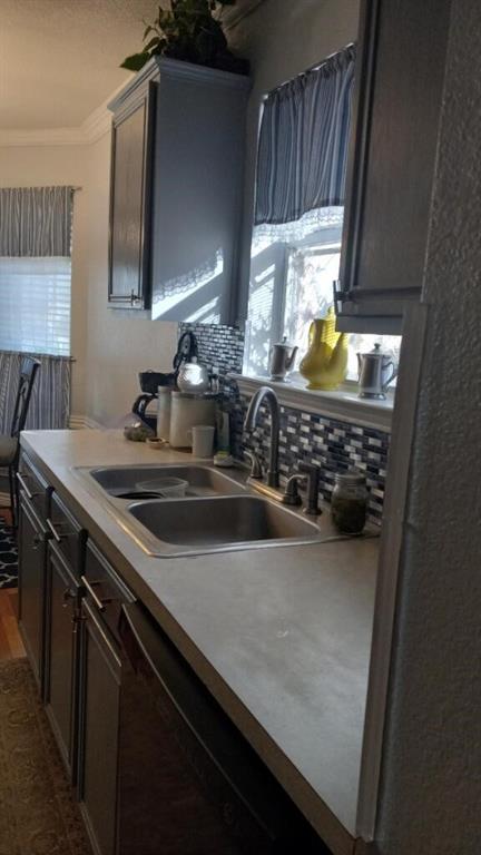 1412 S Medora Street