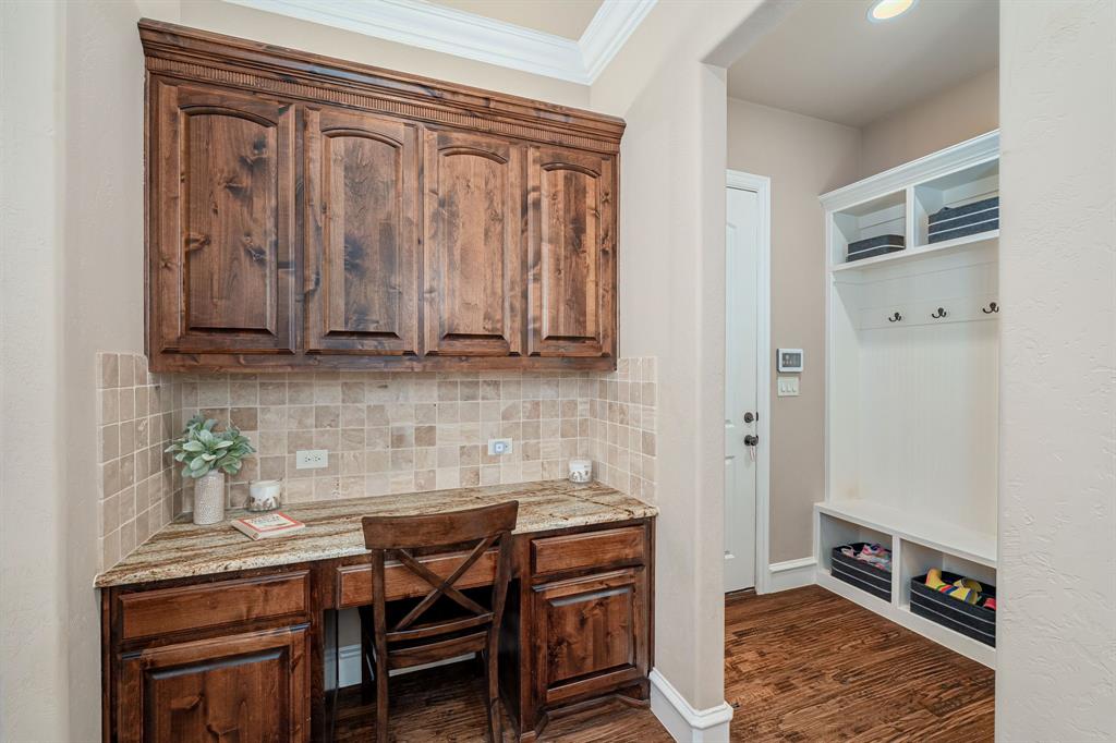 Broadmoor Estates - Residential