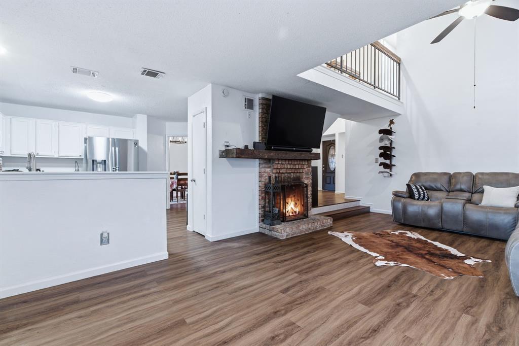 2421 Warrington Drive