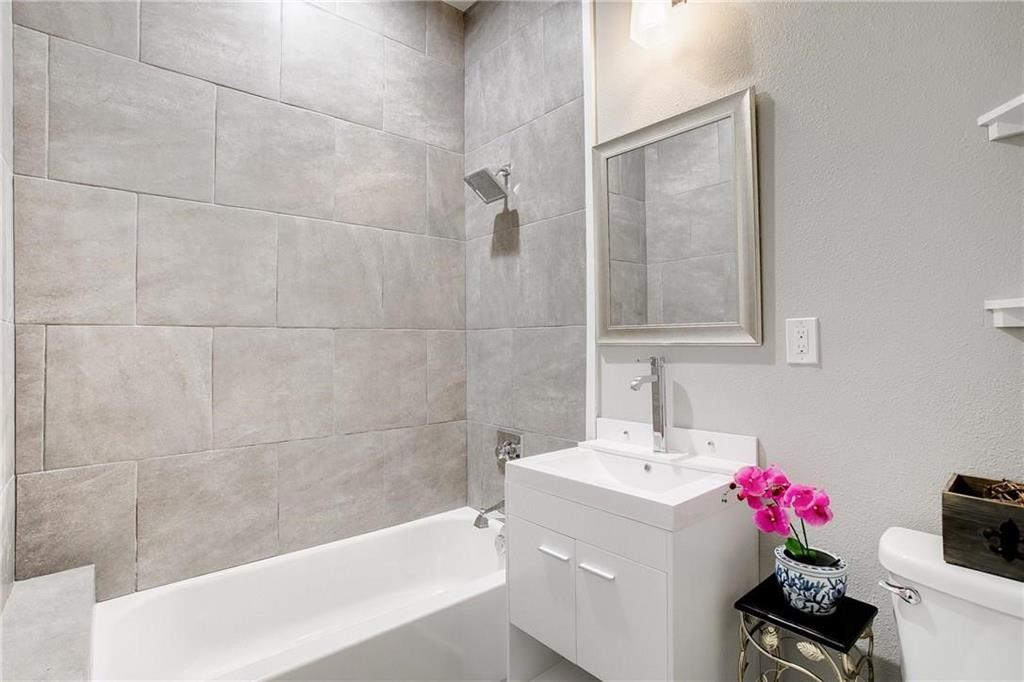 Russell Realty Co - Residential Lease