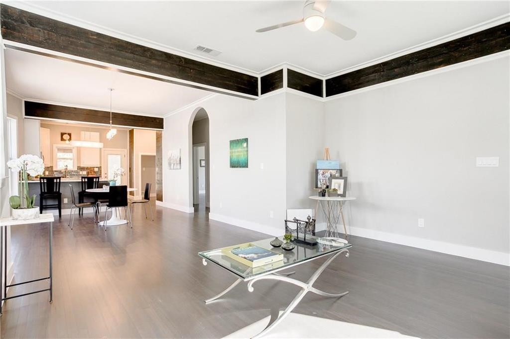 Russell Realty Co - Residential Lease