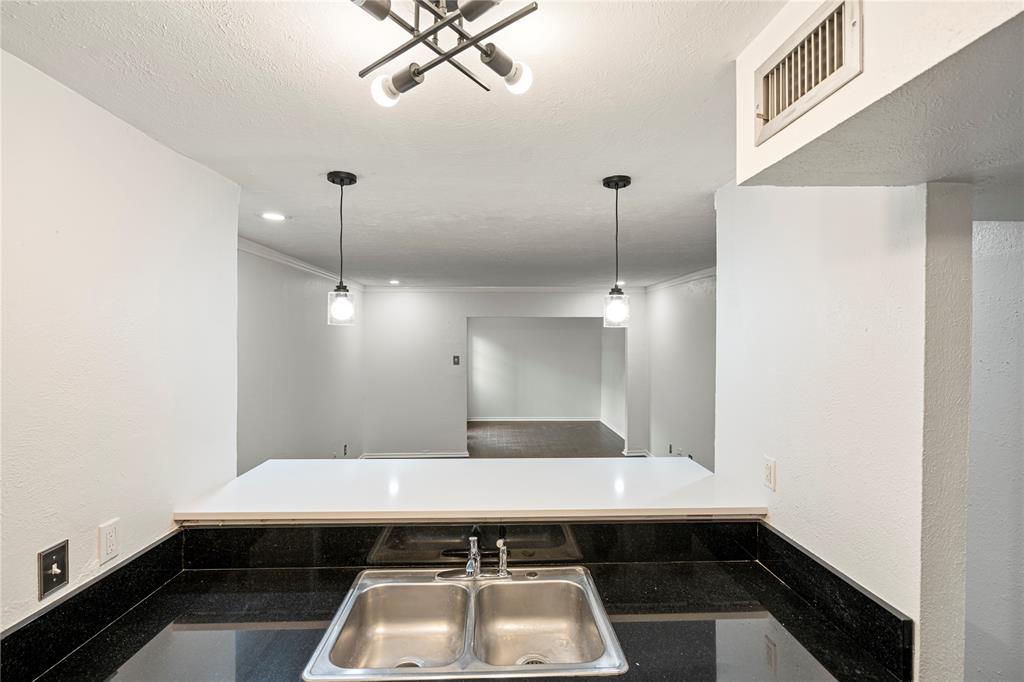 Plaza 02 Condo - Residential