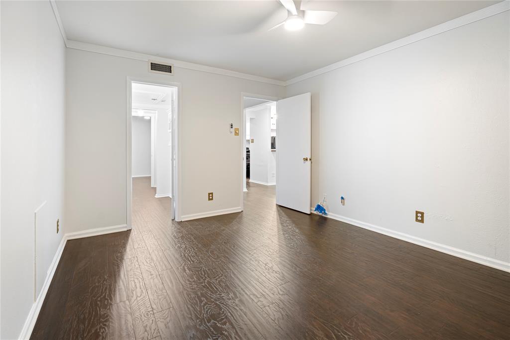 Plaza 02 Condo - Residential