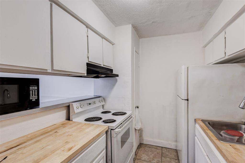 Windtree Condos - Residential