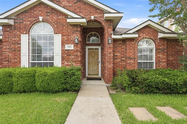 2501 SADDLEHORN DR, MESQUITE, TX 75181 - Image f0b37ef2c8b0fe9ee2479a2ab3e7f74b/21377907